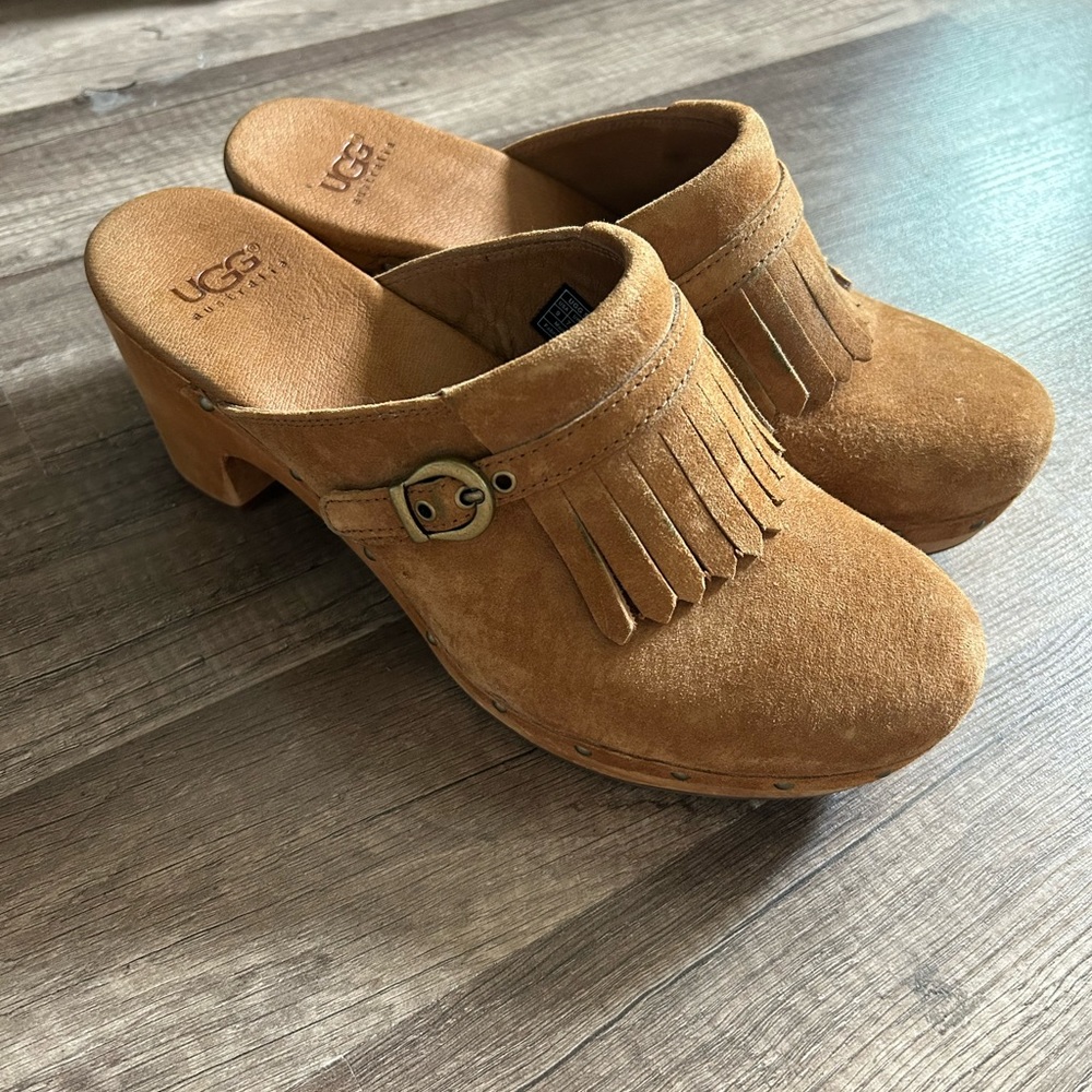 UGG 🐴 Suede Wooden Sole Clogs with Shearling Interior Buckle and Fringe Detail